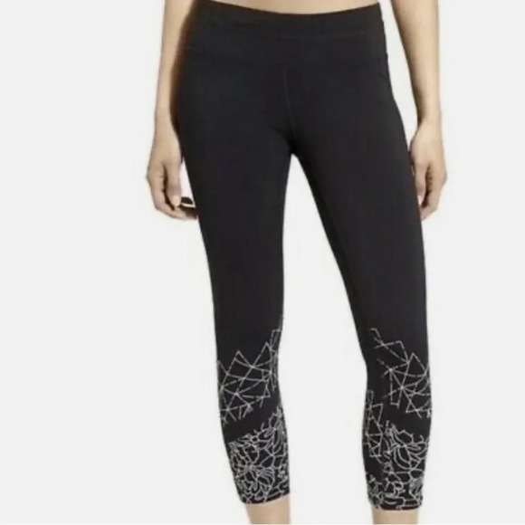 Athleta Graphic Floral Sonar Capri Black small Zip Pocket 347948-00 - Picture 6 of 6